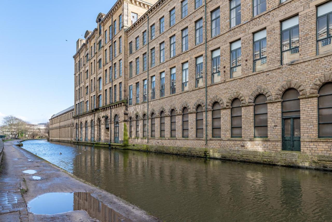 Riverside Balcony Apartment With Parking Just Minutes To Saltaire Shipley (West Yorkshire) Exterior photo